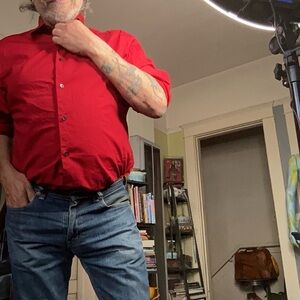 1MX Epress deep red shirt